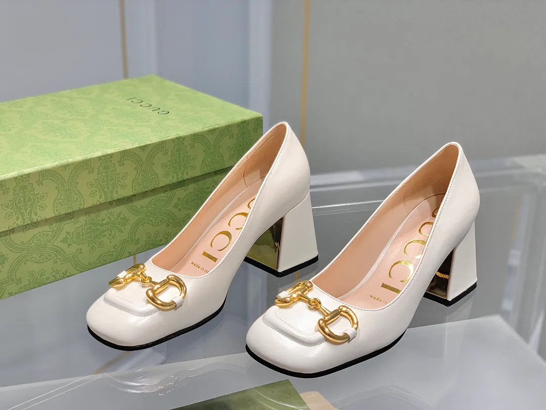 👟👟Ex-factory price 480👟👟 2023 latest upgraded version 〰️GUCCi Gucci 🆕2023 early spring new style horsebit ugly thick heel shoes/sandals Heel height: 7.5CM Outsole: Italian leather sole Size: 35-39 (34.40.41 non-refundable)